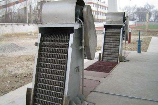 一體化加藥裝置使用PAM絮凝劑加藥裝置的運行進程